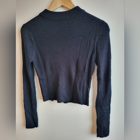 Crop Top/Long Sleeve/Black - Picture 2 of 8